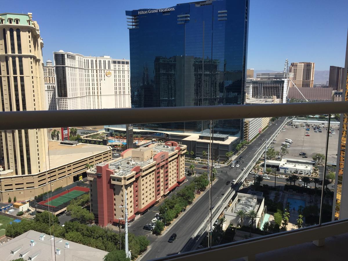 True 1Br Balcony Suite With Strip View At Mgm Signature Las Vegas Kültér fotó